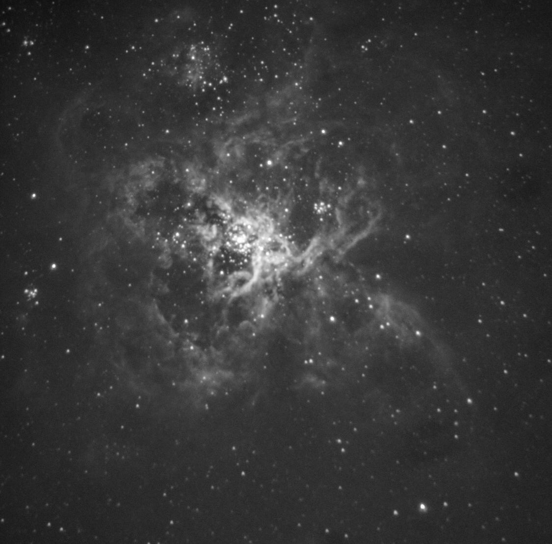 Stepping out into our friendly Neighbour hood galaxy (that our galaxy is chomping on), the Large Magellanic Cloud .... it’s the Tarantula Nebula! Big, very bright and 160,000 light years away! If this were in our galaxy, it would be EXTREMELY bright! 8/n
