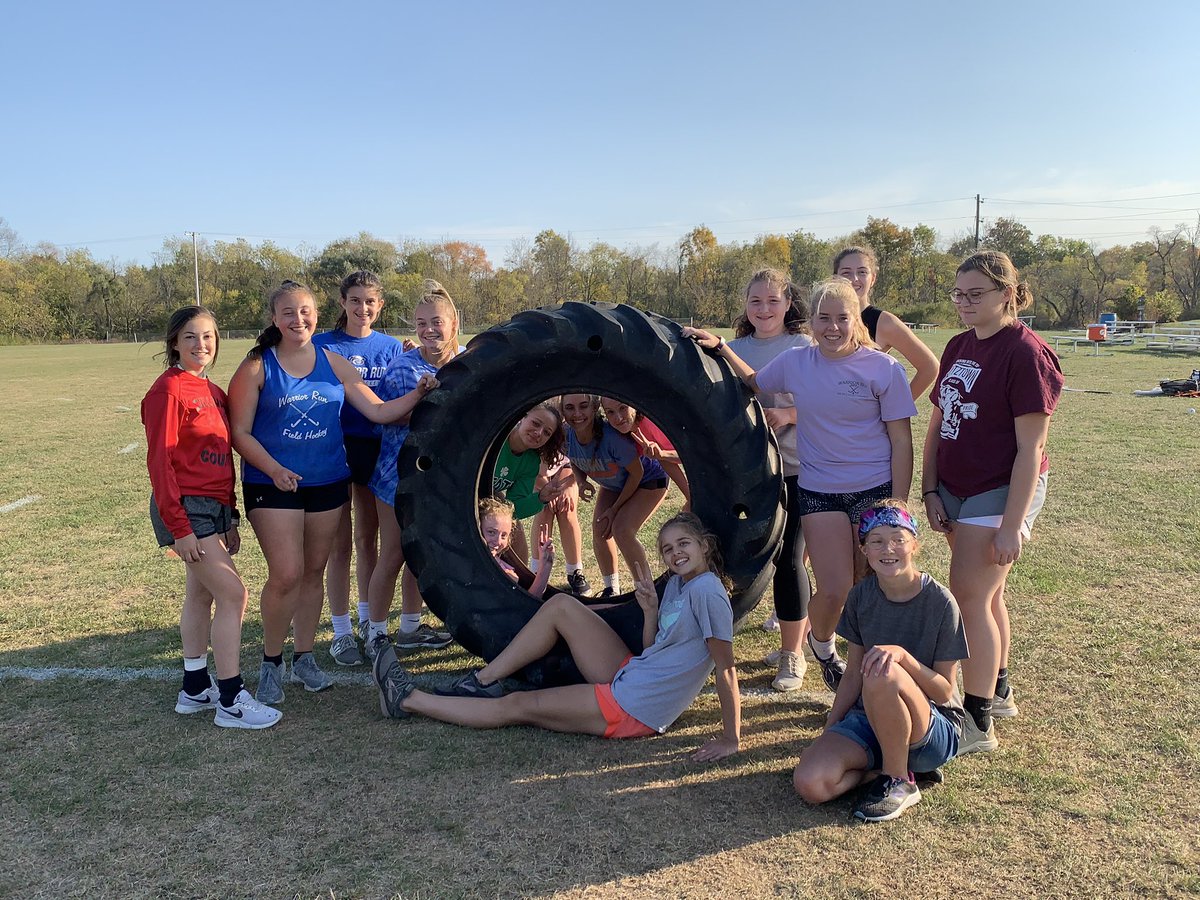VarsityRun's tweet photo. Happy Friday! https://t.co/cQqHxKfn8z