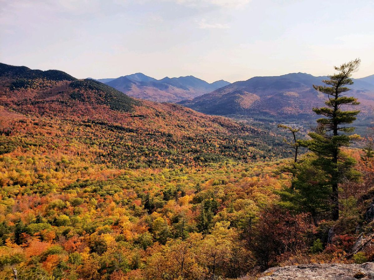 UVMEmergencyMed's tweet photo. Why #UVMEM?
It's a beautiful place to live, work and train! https://t.co/gTbS0ckITZ