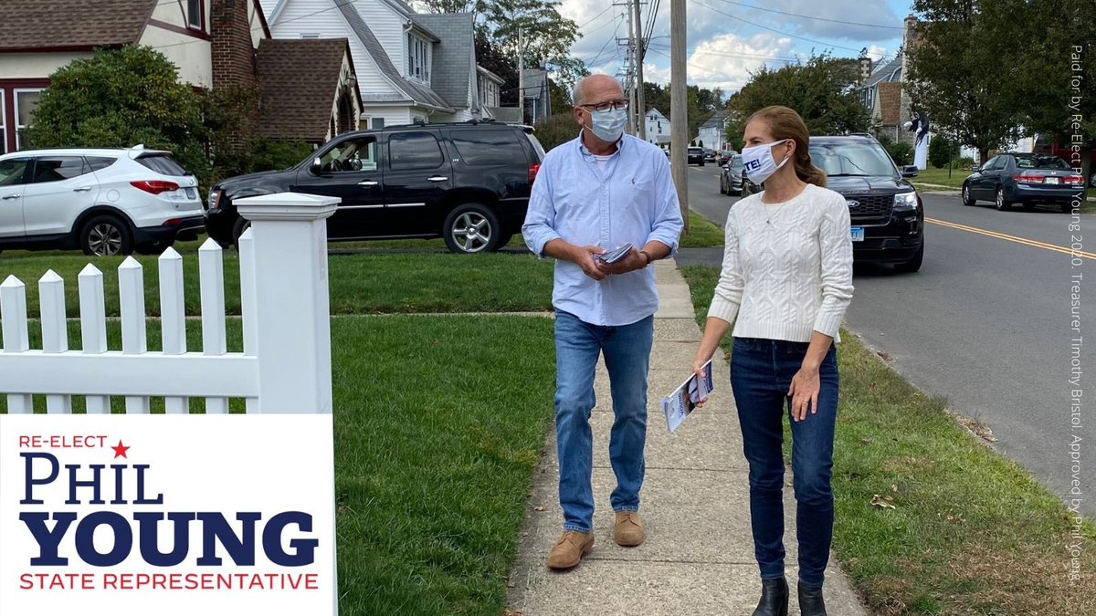 PhilYoungCT's tweet photo. I spent an afternoon earlier this week knocking on doors with Lieutenant Governor Susan Bysiewicz.
#vote #voteblue2020 #election2020 #2020election #philyoungct #stratford120 #ctvote #rockthevote #ctpolitics https://t.co/rJltOp9aOc