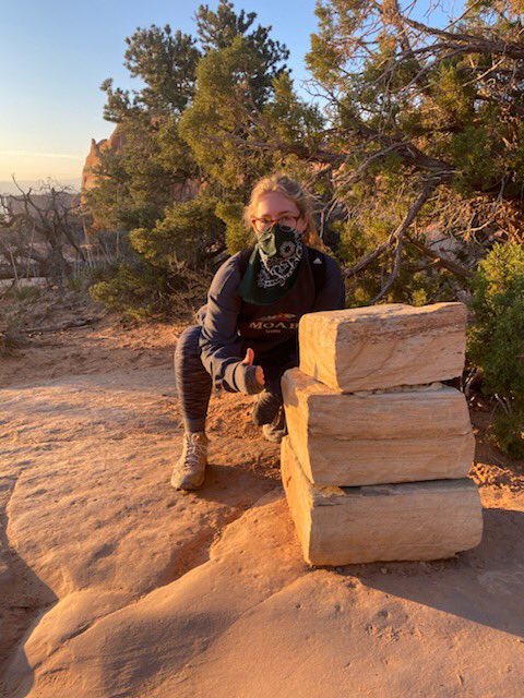 El_Oh_Ellie27's tweet photo. Fuck it. Brutalist cairns https://t.co/OwxZkaPPRF