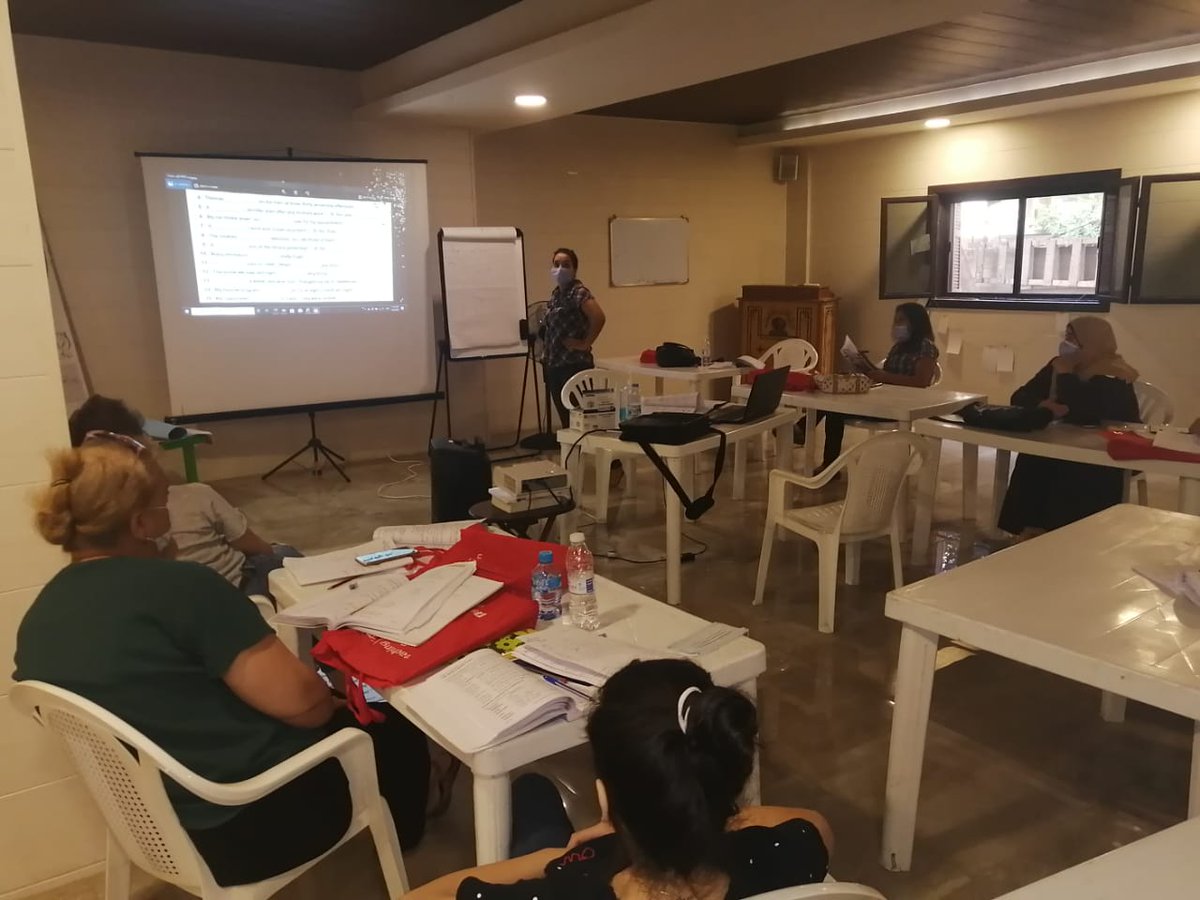 aica_lb's tweet photo. Completing the #English language course targeting #girls and #women from the #JabalMohsen region and the surrounding, with the support of the #USPEaK organization, funded by the #AmericanEmbassy and held at #HOW Center, taking all measures to prevent #Coronavirus spread https://t.co/0Hd9U4I85S