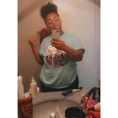 BeeXauvii's tweet photo. #NewProfilePic https://t.co/xXZNTa1MqX