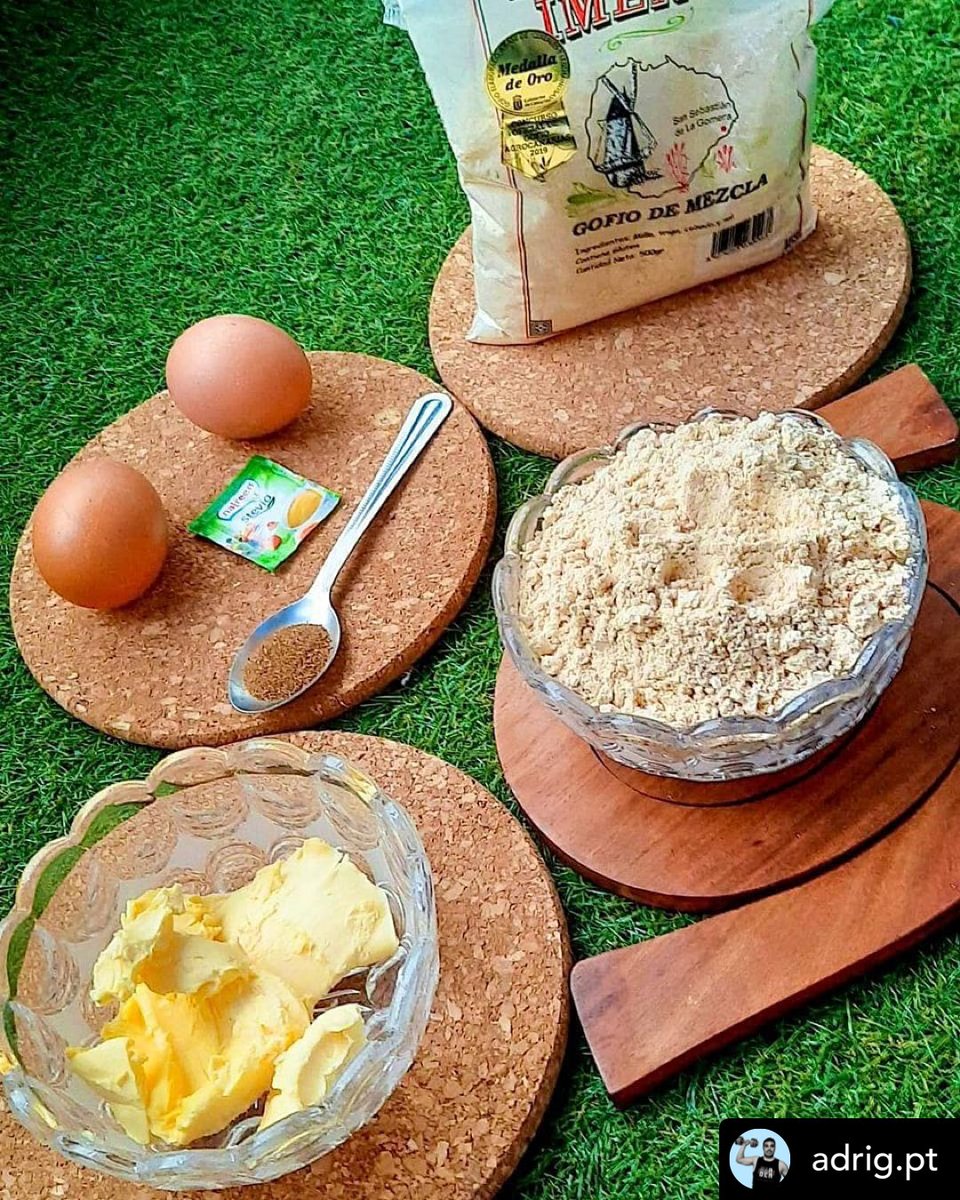 GofioImendi's tweet photo. Nuestro amigo Adrián está tirando de su creatividad con nuestro gofio... ¡Cómo le habrán quedado esas tartaletas! 😋
#GofioImendi #Imendi #mejorgofiodecanarias #MolinodeGofio #Gofio #GofioCanario #GofiodeLaGomera #MolinodeGofioImendi https://t.co/b5GJ92pwJV