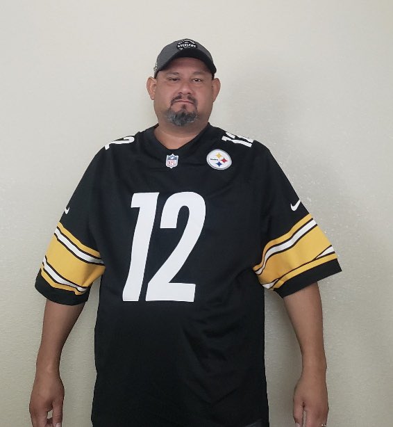 SISD_CommEd's tweet photo. This is George Escamilla; he is not only a Steelers fan @steelers, but he is now a high school grad. He earned his High School Equivalency Diploma by passing all his @GEDTesting exams w/ @SISD_CommEd. He is now readying to take the TSI exam to attend EPCC. @EPCCNews #TeamSISD https://t.co/Jj75Yan6Bm