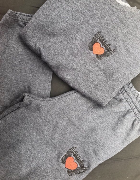 NICHMINDSET's tweet photo. All New Winter Collection Will Be Added To The Site Today‼️‼️
.
.
.
.
#ItsALyfeStyle #NICH❤️ #Blackownedbusiness #photooftheday #logodesigner #fridayvibes
.
.
.
Click Link In Bio‼️ https://t.co/jC8xkWv1Uj