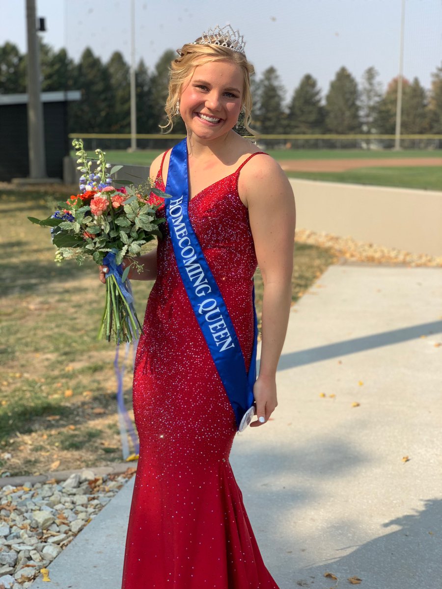 Congratulations to Senior Avery Koopmans on being crowned Homecoming Queen at Sioux Center High School!!! We are proud of you Mama Aves!