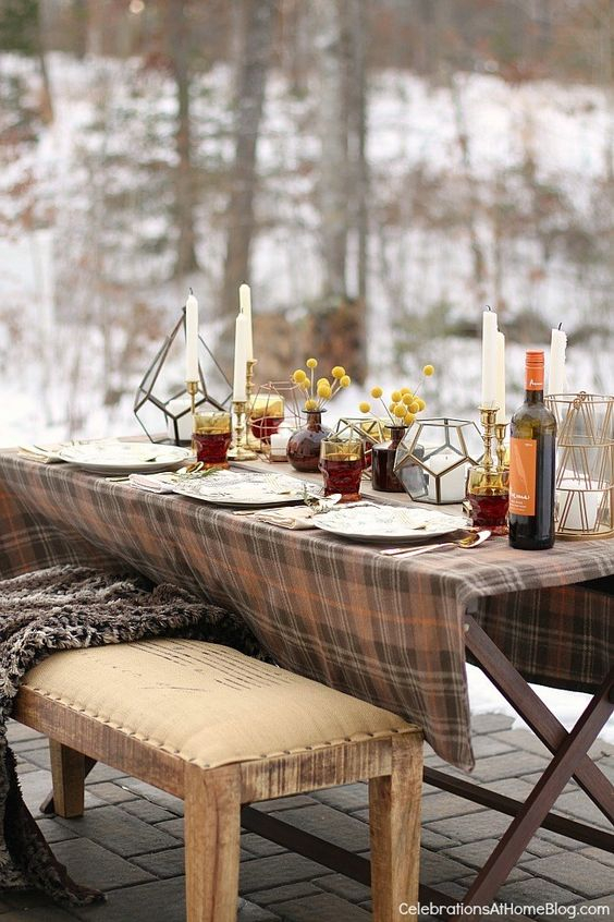 aNestWithAYard's tweet photo. @CelebrateAtHome demonstrates how you can take your indoor #furniture into the #outdoors for your snowy #winterParty.
 #anestwithayard
https://t.co/8gwYiKDLAm https://t.co/MZI5ASzQbA