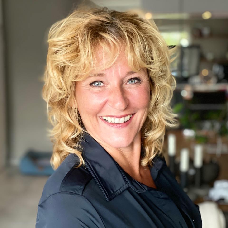 Hart van Nederland vanavond 22:30 uur. 

Vanavond om 17.30 uur is onze voorzitter Benita van Wegen geïnterviewd door SBS6 voor Hart van Nederland in het Stadshart bij de Primark. 

Item gaat over het eventueel sluiten van de koopavonden en de zondagen om besmettingen te voorkomen