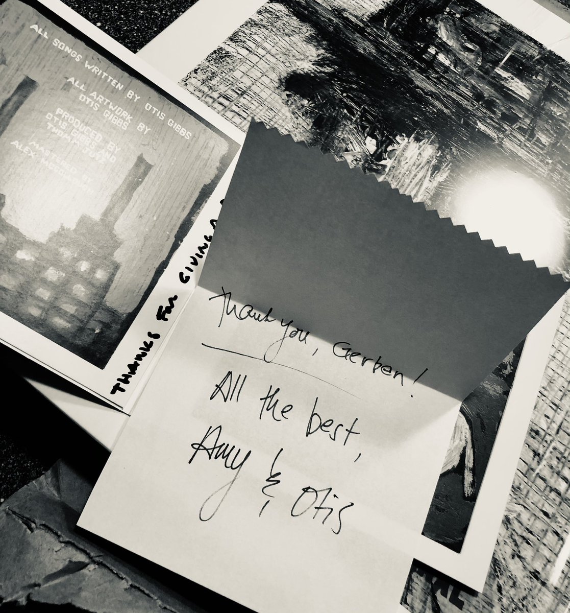 gerbenrobijn's tweet photo. Made it to the Netherlands. Thank you Amy &amp; @OtisGibbs #givingadamn https://t.co/ZcnZ9ZgbqG