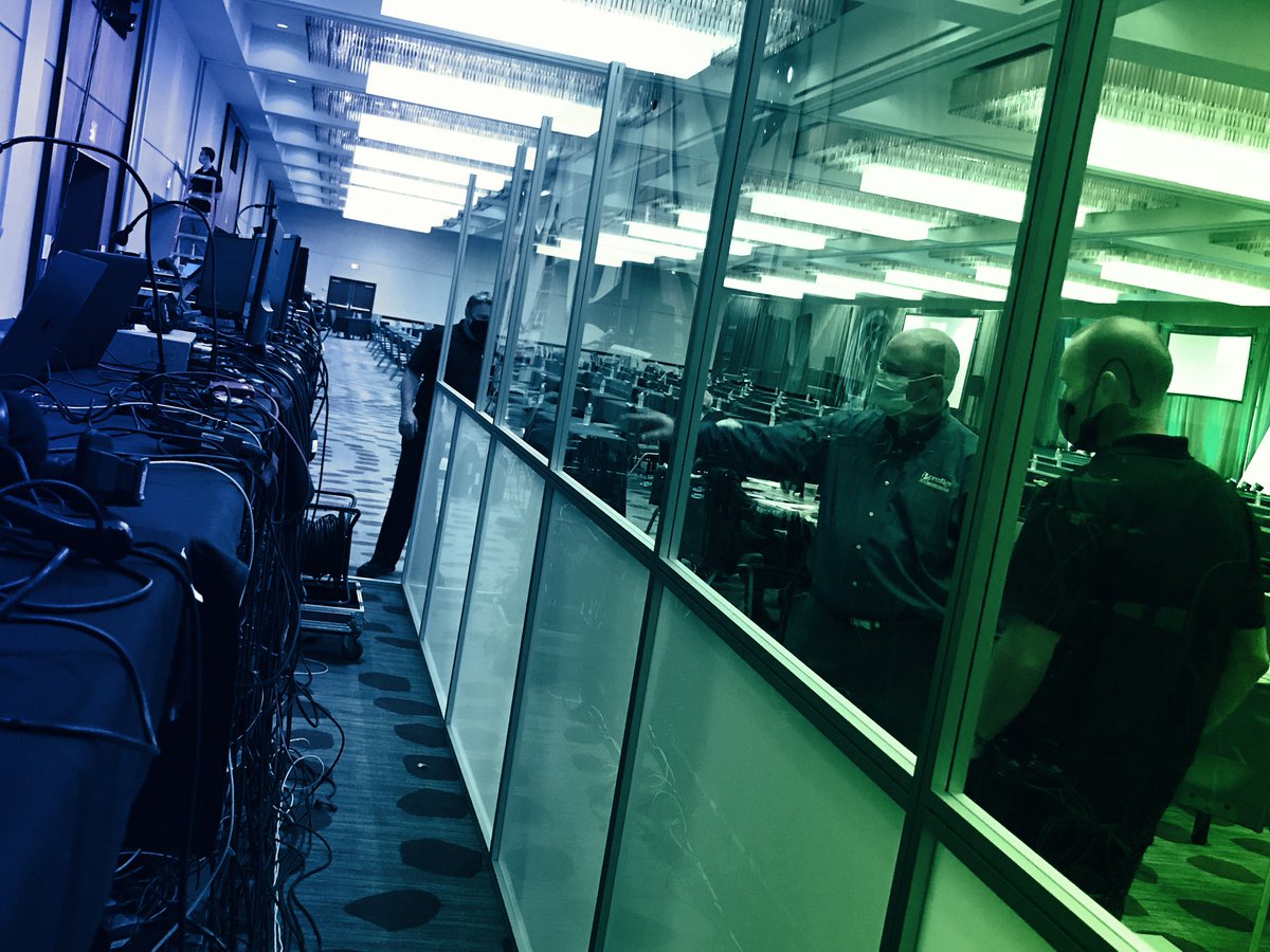 PrestigeAV's tweet photo. We are setting a hybrid event for the International Aviation Forecast Summit at the Hyatt Regency Cincinnati. We're excited they've partnered with us for the 25th anniversary of IAFS! #boydcvg, #aviation #PrestigeAV #hybridevent  https://t.co/RIo4NJNgeb https://t.co/MFyhgvokuA https://t.co/4KkaQ82lI1