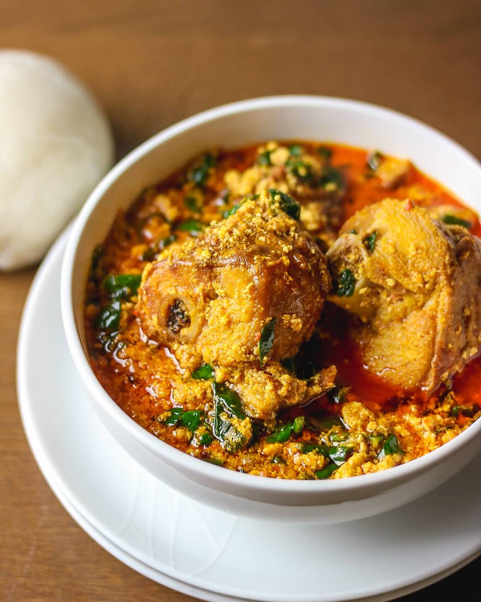 foodmakesense's tweet photo. I come in peace and not in pieces😂
#egusi #egusisoup #poundo #poundedyam #yummy #delicious #foodporn #naijafoodie #africanfood #instafood #nigeriafood #foodblognaija #ponmo #foods #foodie #food #meat #soup #cook

Follow @foodmakesense for more food pictures
.
📸@myactivekitchen https://t.co/dMgn9zqq21