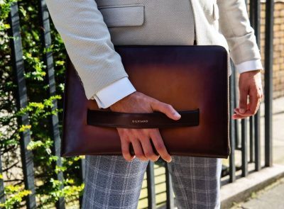 prunderground's tweet photo. SILVIANO Launches the First #VoiceActivated Laptop Sleeve with #WirelessCharging on Indiegogo https://t.co/u1POfo2d6J #SILVIANO https://t.co/gZrGNm5318