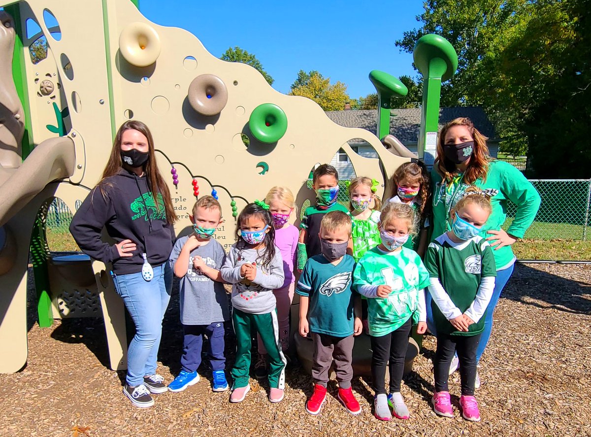 Eagles Pride day for our last day of RESPECT week!! 💚🦅💚 <a href="/WDGFES/">Green-Fields School</a>