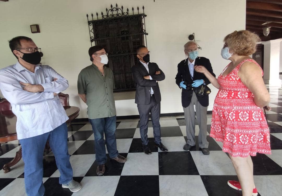 VillegasPoljak's tweet photo. Al homenaje al maestro Luis Britto García asistieron Pedro Calzadilla, Pasqualina Curcio, Marialcira Matute, Judith Valencia, Nayaury Jiménez y Raúl Cazal, amén del trío femenino de cuerdas “Appassionato”. https://t.co/SePRrIWhGG