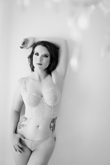 @thebellajoy always looks so comfortable and confident! Exactly what people want in a woman! @XxxContentMgmt<a class="tags" target="_blank" title="On Twitter" href="/?out=eyJ0eXAiOiJKV1QiLCJhbGciOiJIUzUxMiJ9.eyJpYXQiOjE3MjU2NDkyMTQsImlzcyI6InR3cG9ybnN0YXJzLmNvbSIsIm5iZiI6MTcyNTY0OTIxNCwiZXhwIjoxNzU3MTg1MjE0LCJyZWRpcmVjdF91cmwiOiJodHRwczovL3R3aXR0ZXIuY29tL3RoZWJlbGxham95In0.RhN5zFxG_dSywgK-3fdn-siKTOgghevZLUmmVa5GwkeusXmGZ3UuhpSmXKQdtCUgdNIHZZdLZYrIVn9HScUc5g">@thebellajoy</a><a href="/tag/photography"class="tags"><span>#photography</span></a><a href="/tag/sexy"class="tags"><span>#sexy</span></a><a href="/tag/cool"class="tags"><span>#cool</span></a><a href="/tag/free"class="tags"><span>#free</span></a><a href="/tag/confident"class="tags"><span>#confident</span></a><a href="/tag/woman"class="tags"><span>#woman</span></a>