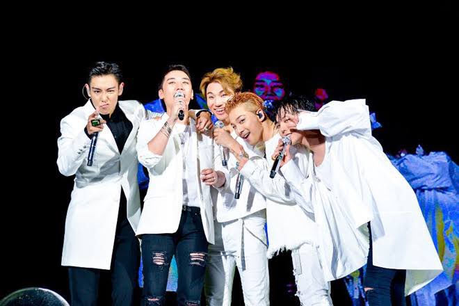 gdragon3331's tweet photo. LIVEがただただ楽しみで仕事も学校も
頑張れていた日常は
当たり前じゃなかったんだね https://t.co/Juu9vJyphB