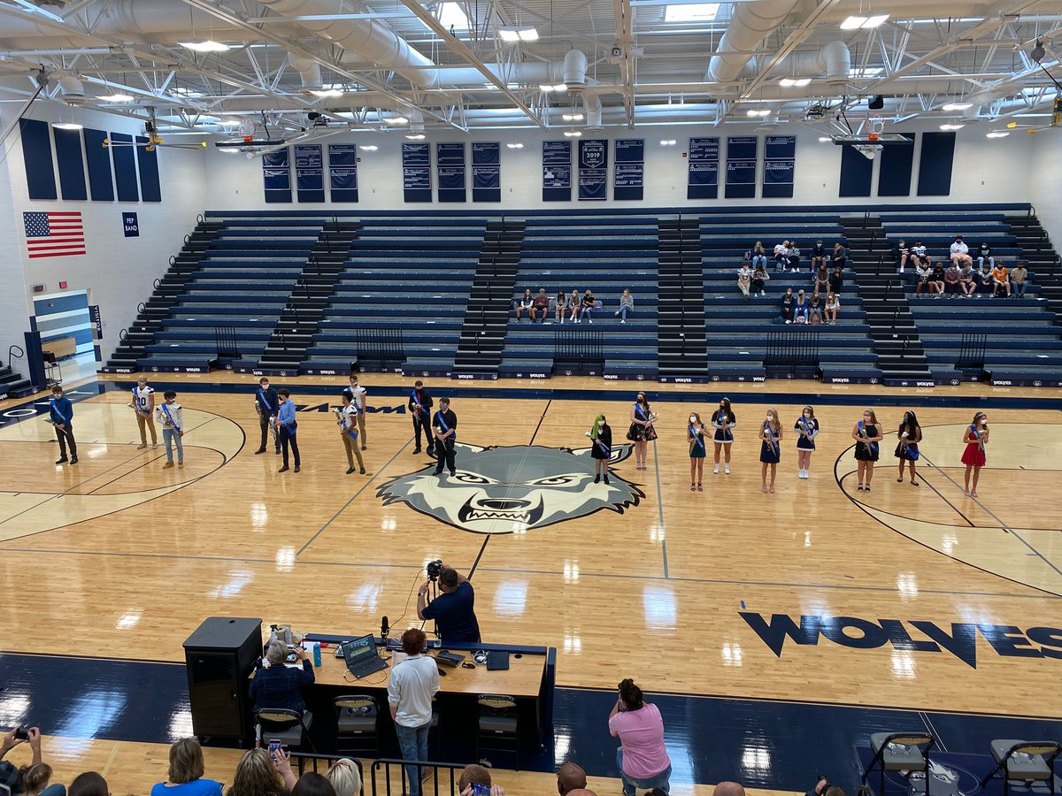 Congratulations to Homecoming King and Queen, Kyle Seebohm and Esme Miranda.