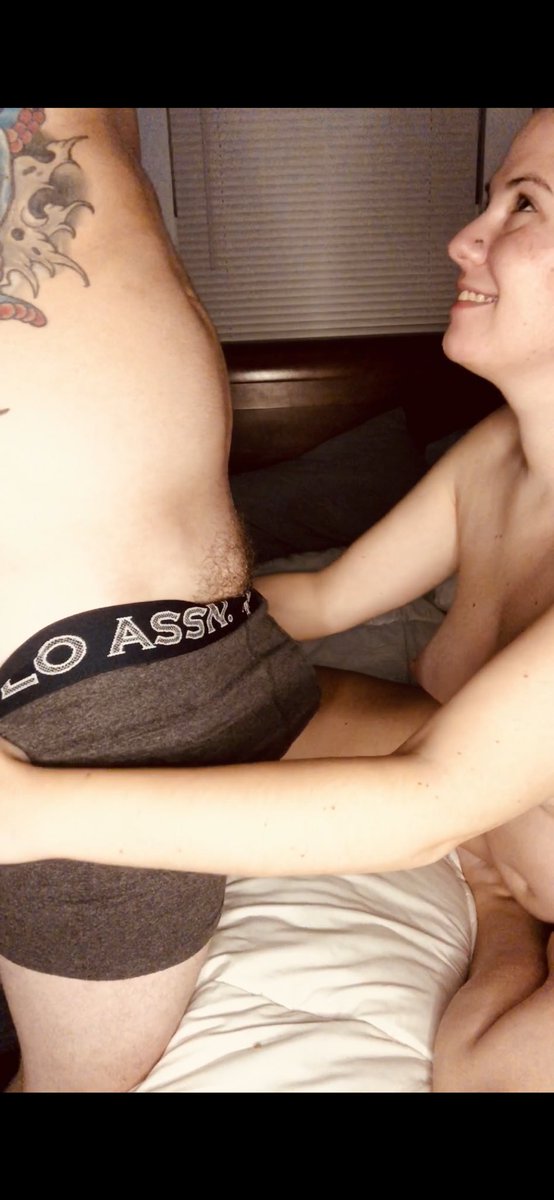 theknottydom's tweet photo. Anyone wanna have some fun? Taking requests for content to post on onlyfans. Free subscription. Let’s  get dirty!😈🍆🔞

https://t.co/U3eNDXqfcO https://t.co/adoxVpFNC5
