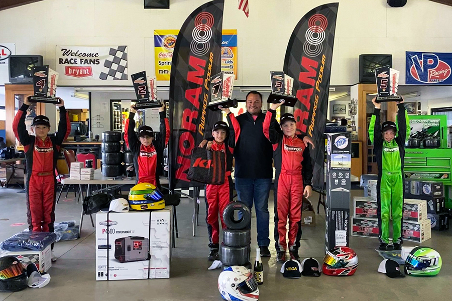 eKartingNews's tweet image. Two victories for Nitro Kart with @brentcrews and Ben Maier, as the chassis brand swept the Sportsman division podium at the Cup Karts North America Grand Nationals 4.

ekartingnews.com/2020/10/09/vic…

#NitroKart #RaceOneOrChaseOne #Lefty #MadeInTheUSA #karting