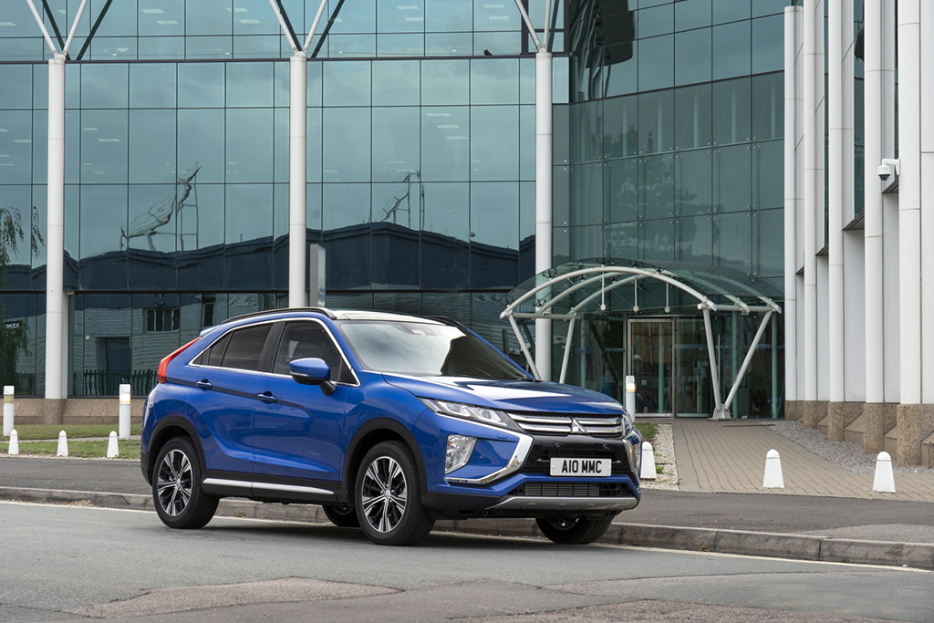 StephenHoltzman's tweet photo. Three Years Of #FreeSERVICING, #FreeRoadsideASSISTANCE AND 0% HP FINANCE ON ALL NEW #MITSUBISHI VEHICLES @MitsubishiUK #MitsubishiMotors #DriveyourAmbition #SmallbutBeautiful https://t.co/iddqNoyBTk https://t.co/IIR0tS267D