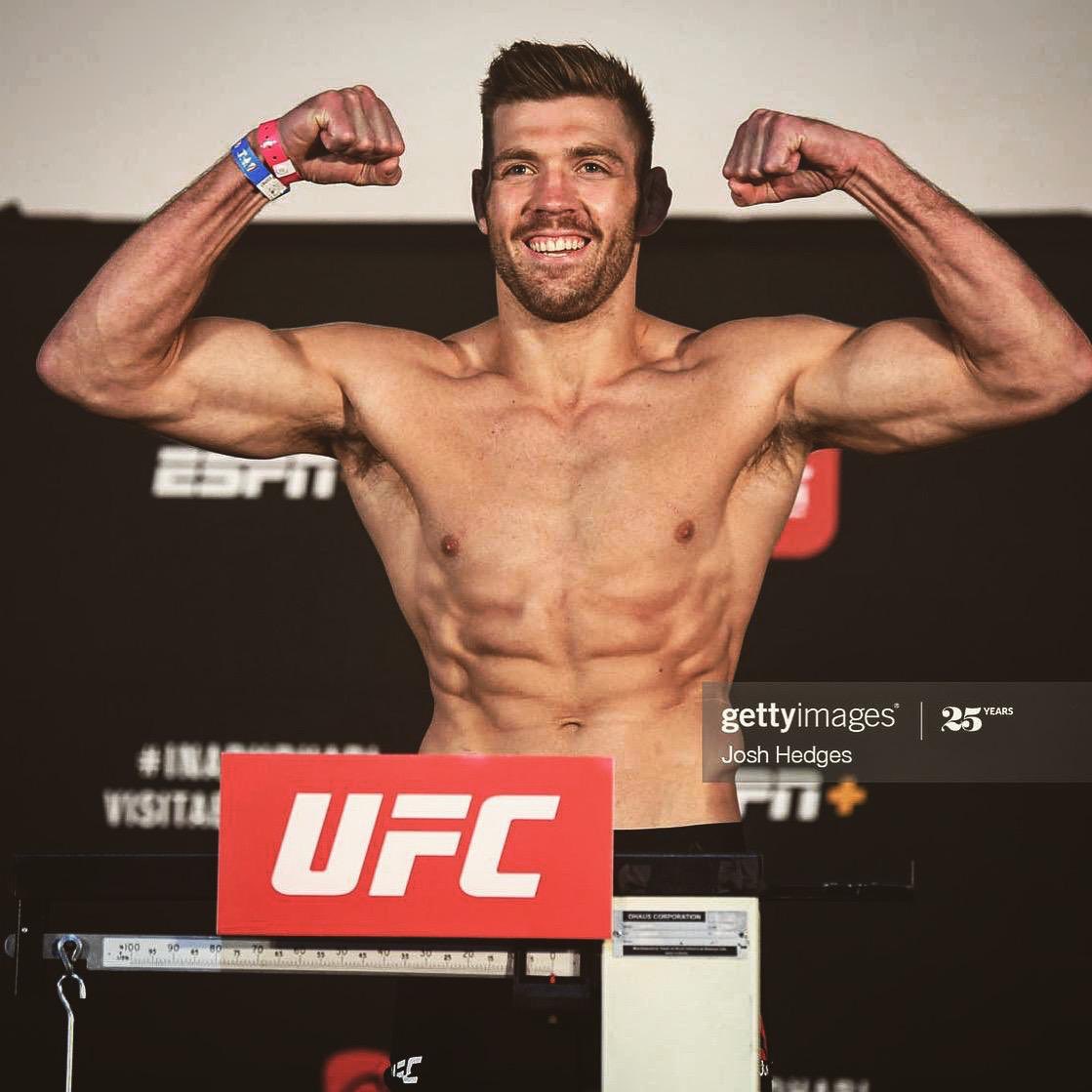 dricusduplessis's tweet image. Weigh-ins done and dusted. On the 💵 as always! Short notice fight and the weight cut went absolutely perfect! Thanks to @CoachScottieMac for once again getting me on weight and in phenomenal condition as always, you are truly a mastermind! 👑