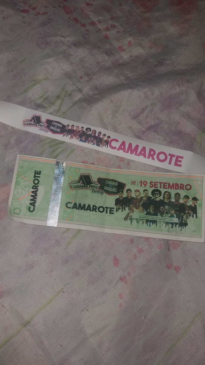 Gabriel31850331's tweet photo. Chama as amigas vai dar bom https://t.co/SqRRYh6XLK