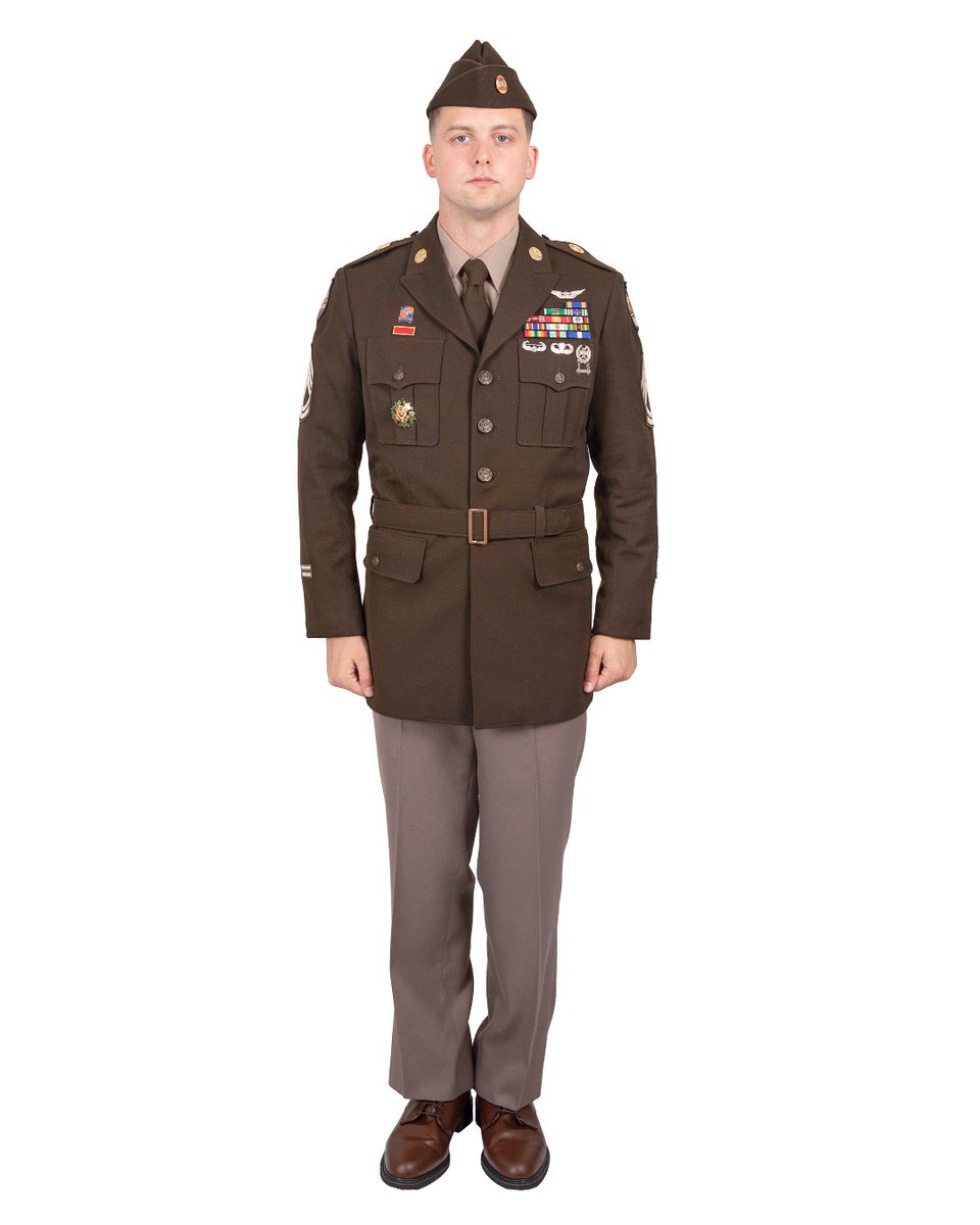This month, Soldiers in Basic Combat Training will begin receiving the Army  Green Service Uniform. #AGSU #ArmyGreens