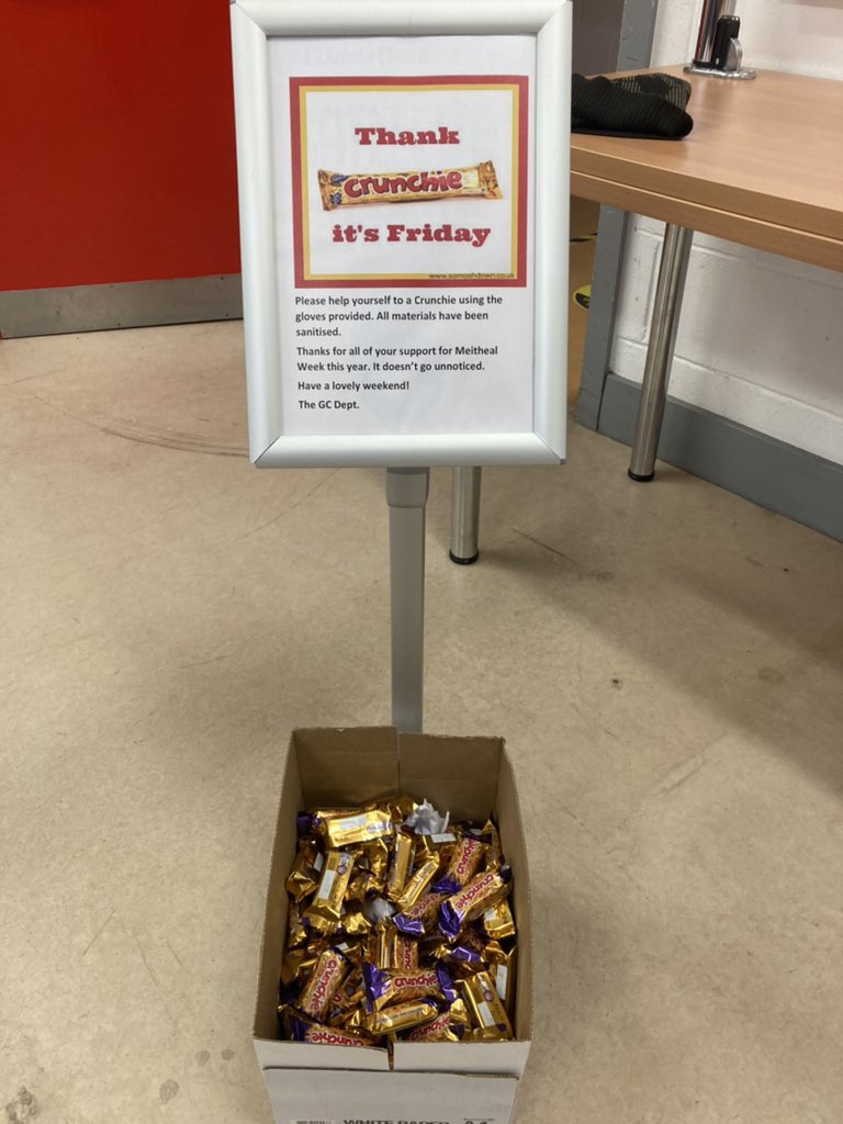 cpsetanta's tweet image. What is Meitheal Week without looking after the most fantastic,hardworking staff? #terrificteachers #meithealweek #guidancedept 💜