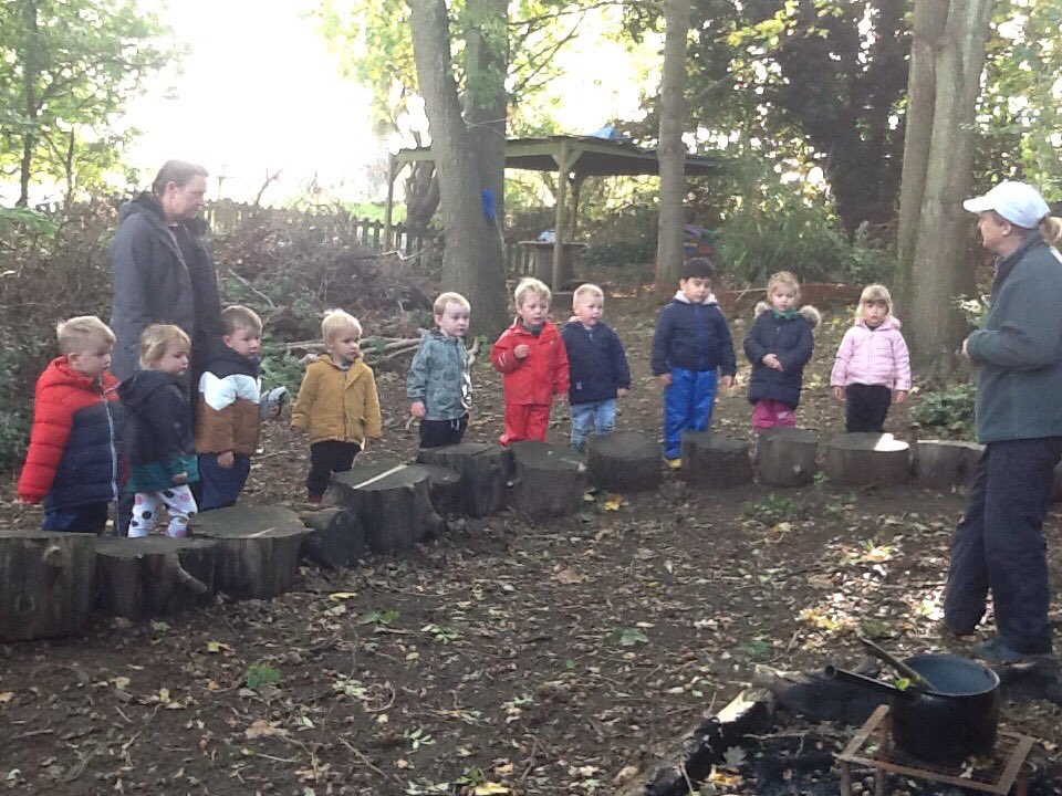 EYFS_StPeters's tweet photo. Green Shoots Nursery children loved creating pictures using natural materials in forest school this week. What great experiences. #outdoorlearning #EYFS https://t.co/3zq5gqEwQQ