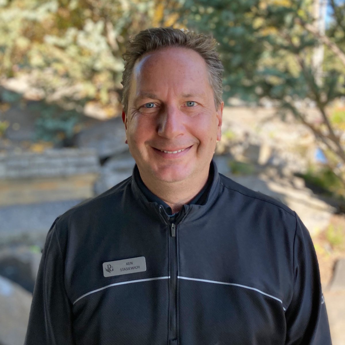 PriddisGreens's tweet photo. Meet Ken! Read this week’s employee feature, now available on Instagram & Facebook... #golfpg #golfyyc #abgolf https://t.co/lZTaDELKAk https://t.co/3HFpcEDghA