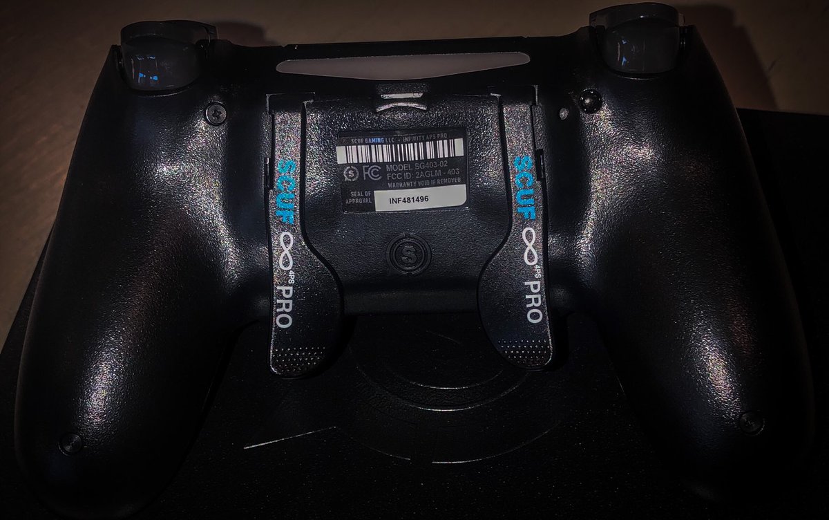 BrackCN's tweet image. 🚨!!SCUF GIVEAWAY!!🚨

To enter:

Follow @BrackCN and @ScufGaming 

Retweet and Tag 2 friends!

Winner will be announced on 10/16!! 🏆