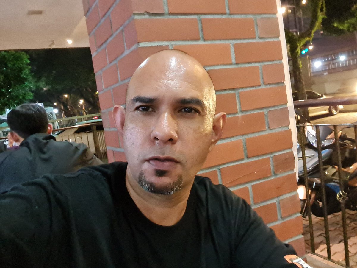 Azreensub's tweet image. Remember yesterday