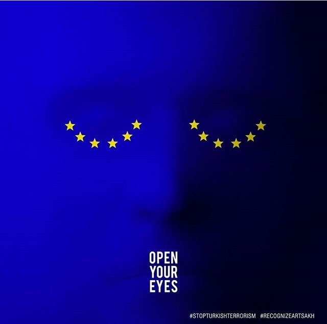 SargisSIMONYAN3's tweet photo. Europe ... ouvre tes yeux et agis maintenant !
Arrête de rester immobile face à une telle injustice envers l’Artsakh #SanctionTurkey #SanctionAzerbaijan #ArtsakhStrong #StopAzerbaijaniAggression #stopterroris https://t.co/Wkj6lX5lxr
