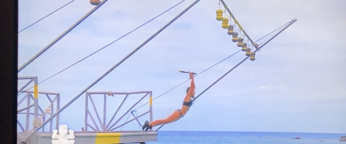 BerneSami's tweet photo. Je suis deg Lola elle étais pas loin #KohLanta #KohLanta2020 https://t.co/PYLLmQe9Ma