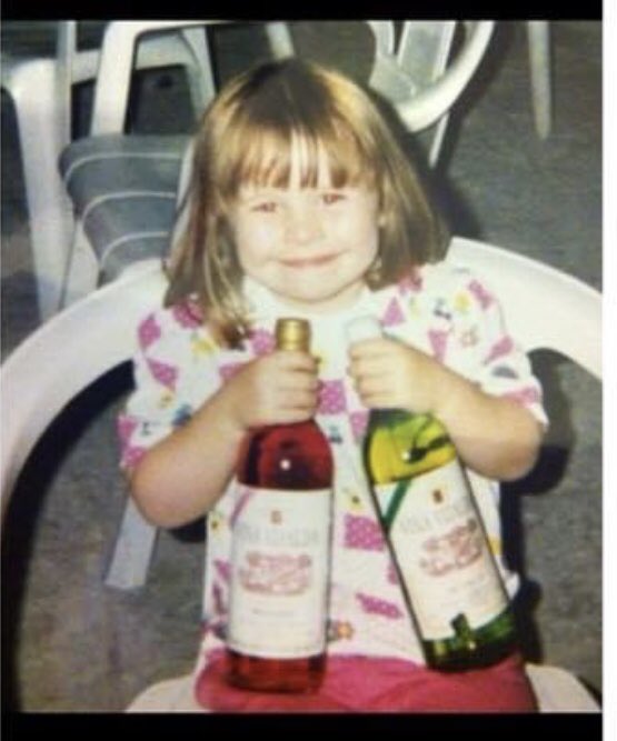 EmilyjPenney's tweet photo. How it started.          How it’s going 😂 https://t.co/4UOf2uVz5S