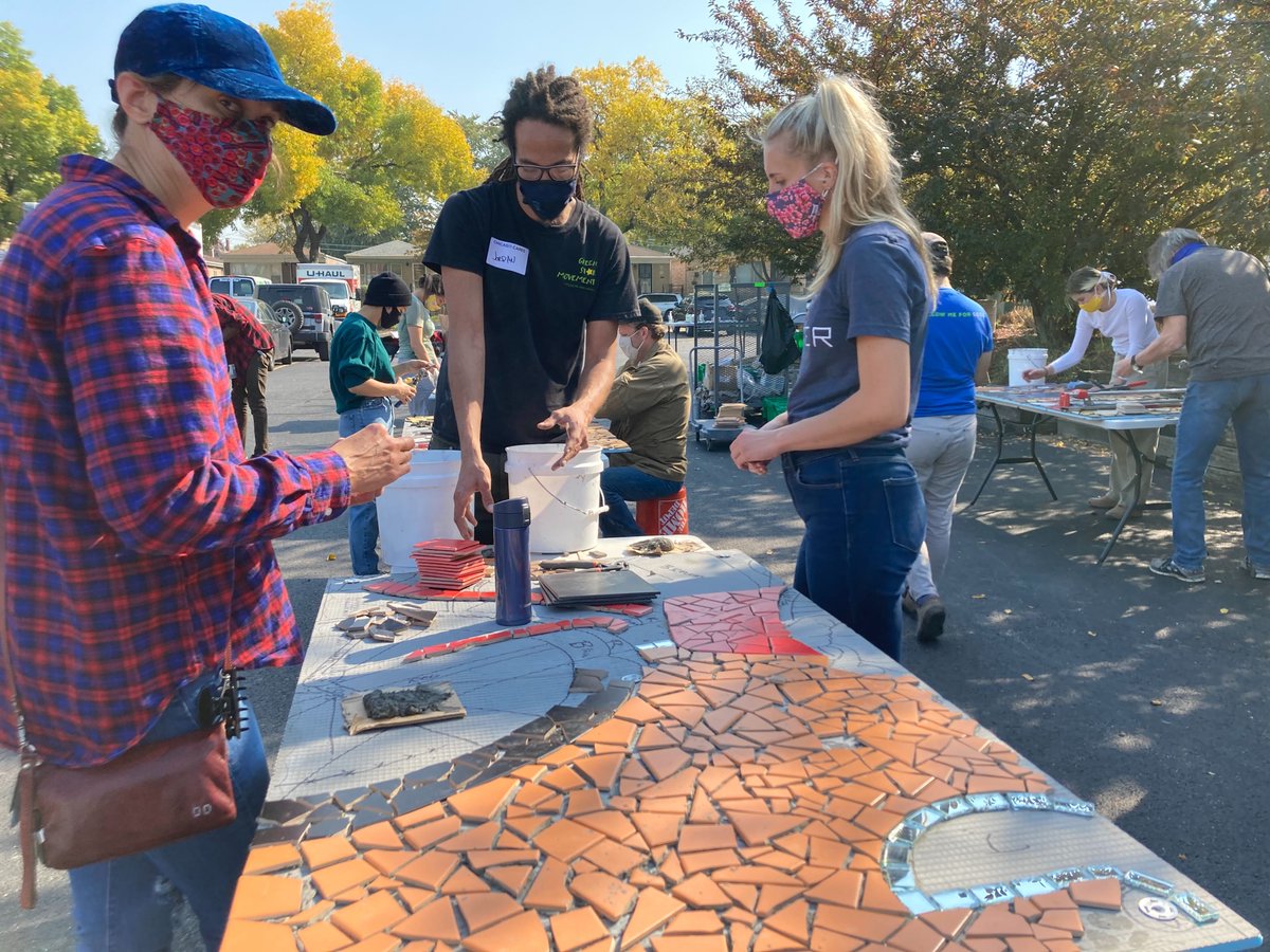 MATTERhealth's tweet photo. Thank you @greenstarmvmt for having some of our #MATTERteam members today! An inspirational day seeing the impact of #publicart and a great #teambuilding experience. https://t.co/XxVU0MUD1f