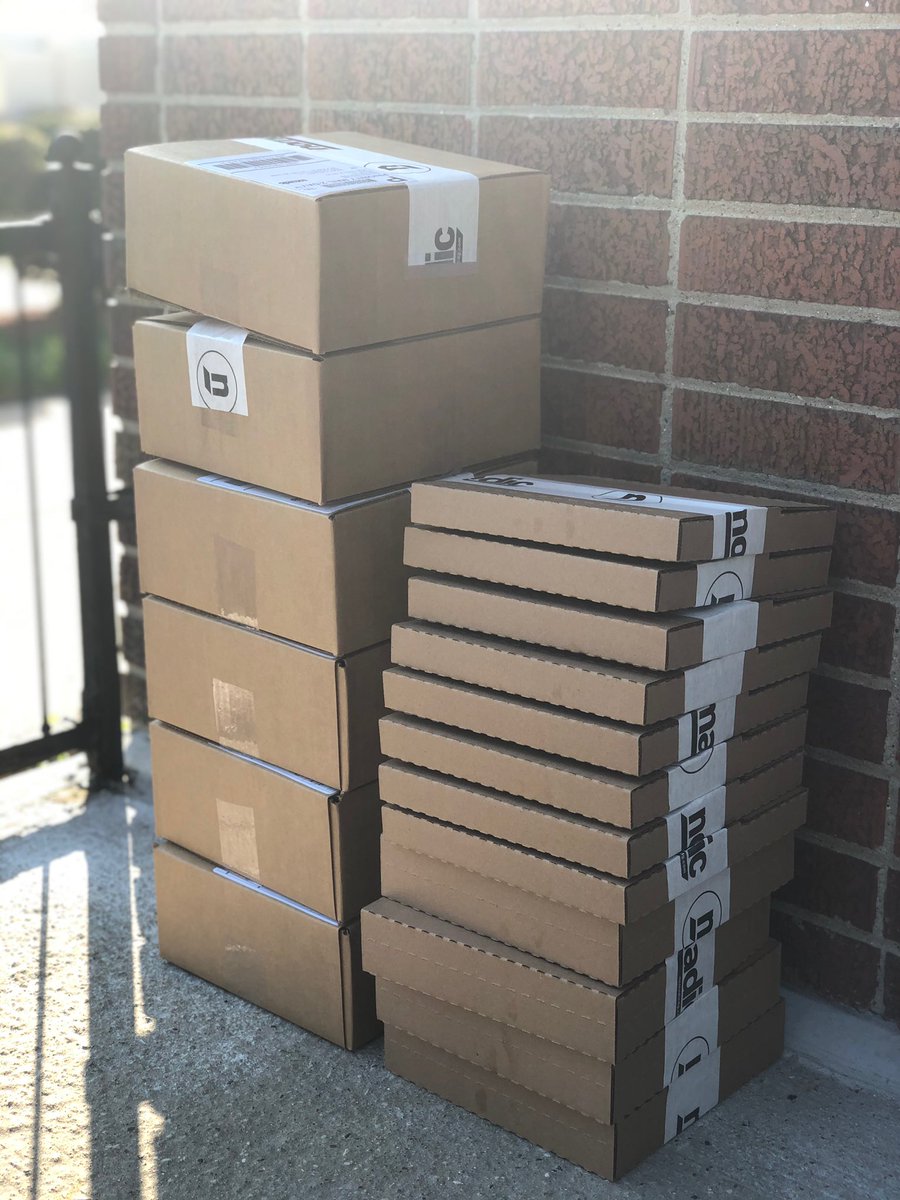 nomadicdg's tweet photo. 🔥 thank you all for your support

Today’s orders are going out! https://t.co/8MR1Xq1N0B