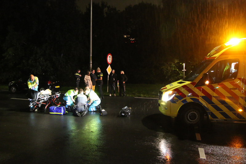 NU ONLINE: Zwaargewonde na aanrijding met auto Kruithuisweg Delft..