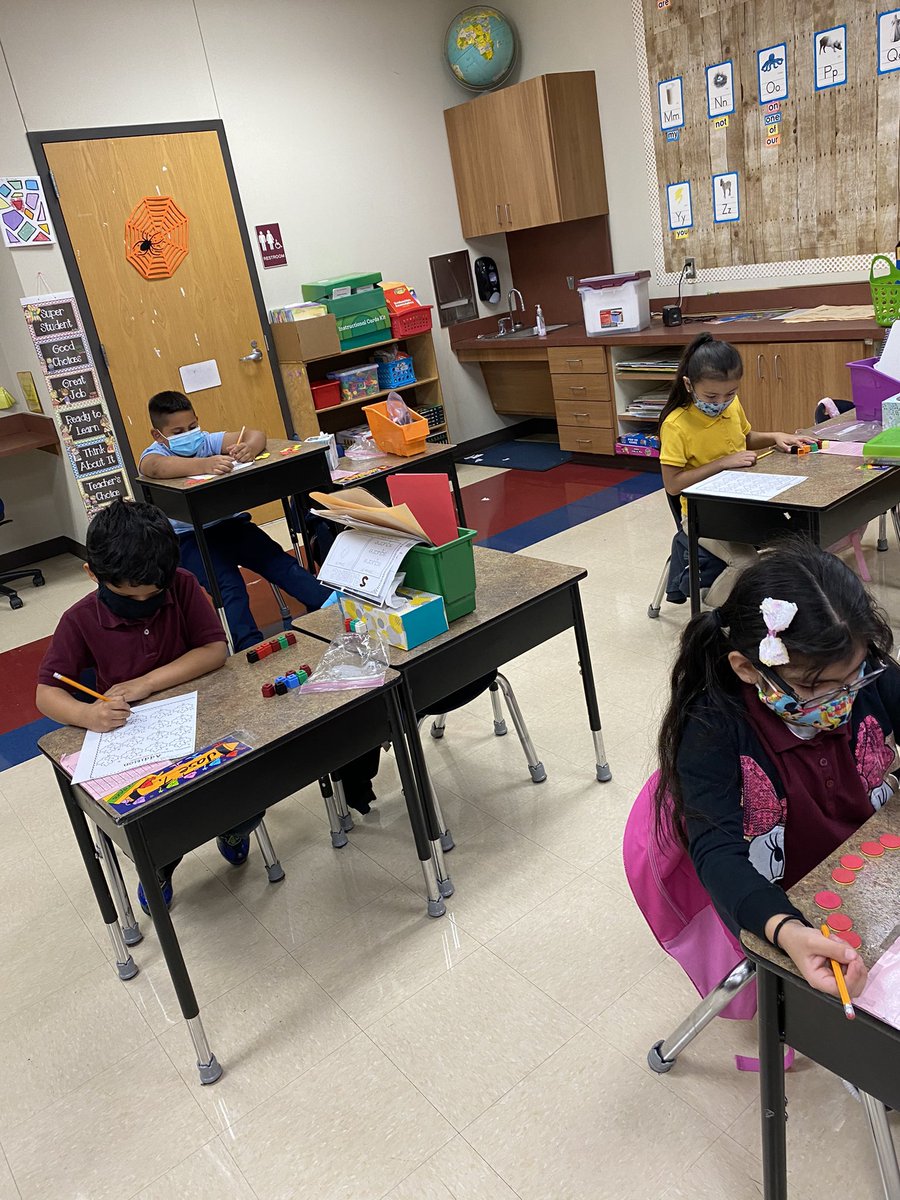 Fernandez2B's tweet photo. Using our counters to add #MckALLin https://t.co/F3TZEPjHcF