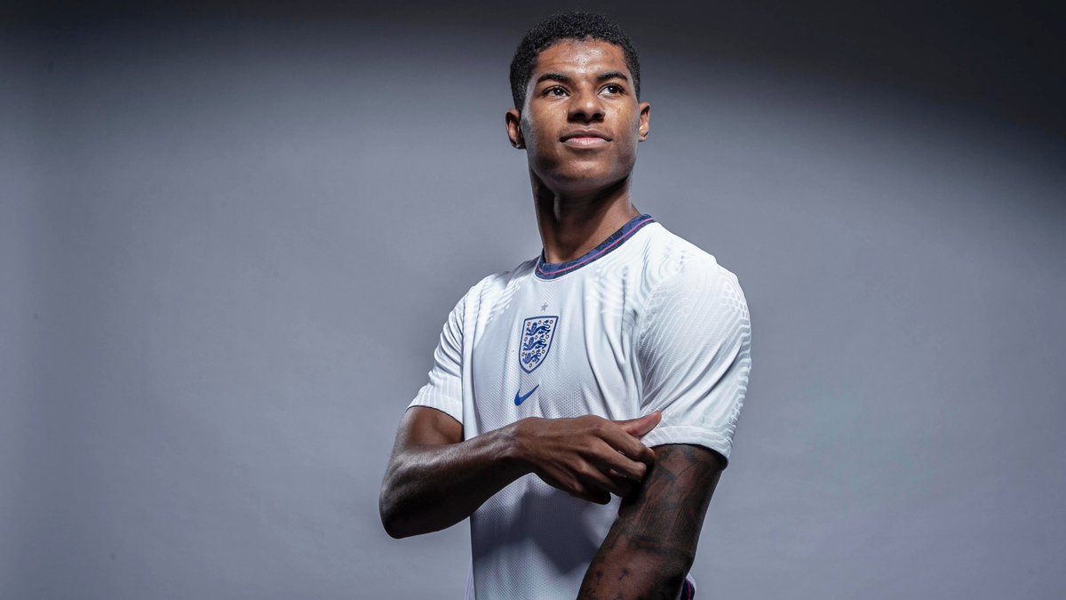 England's tweet image. Congratulations to @MarcusRashford, who has been awarded an MBE for services to vulnerable children in the UK during COVID-19! 👏