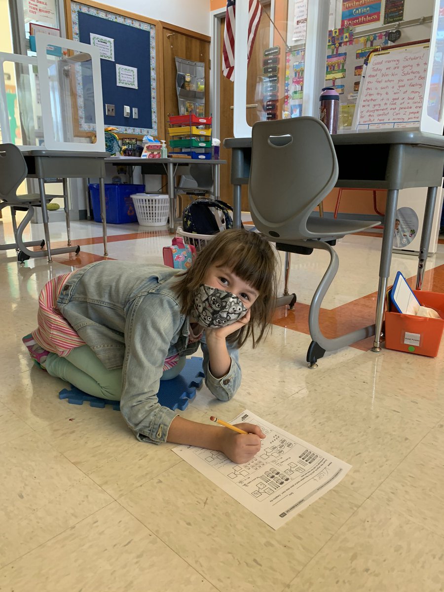 MrsWiegandSL's tweet photo. Jolly good job to our 2nd graders! Our first week was filled with smiles, learning, and movement breaks! Our classroom truly is a treasure! #FeelingGrateful @syracuselatin @SyracuseSchools https://t.co/wyC0sy9nVe