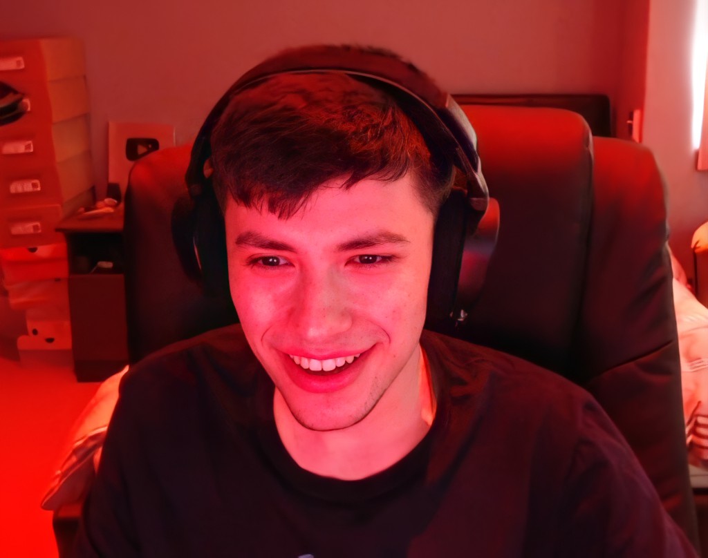 george ss from the phasmophobia stream ; a thread