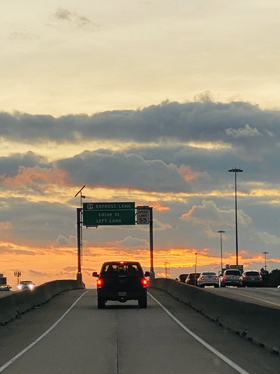 larrynstafford's tweet photo. @astros the skies in Htown were representing them colors tonight #ITOOKTHESE https://t.co/n4DLb5QSYa