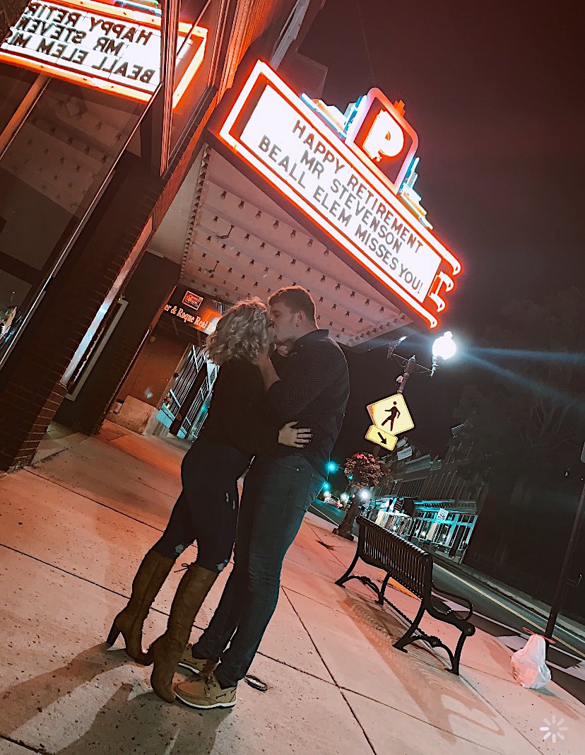 Meg_3208's tweet image. How it started:               How it’s going: