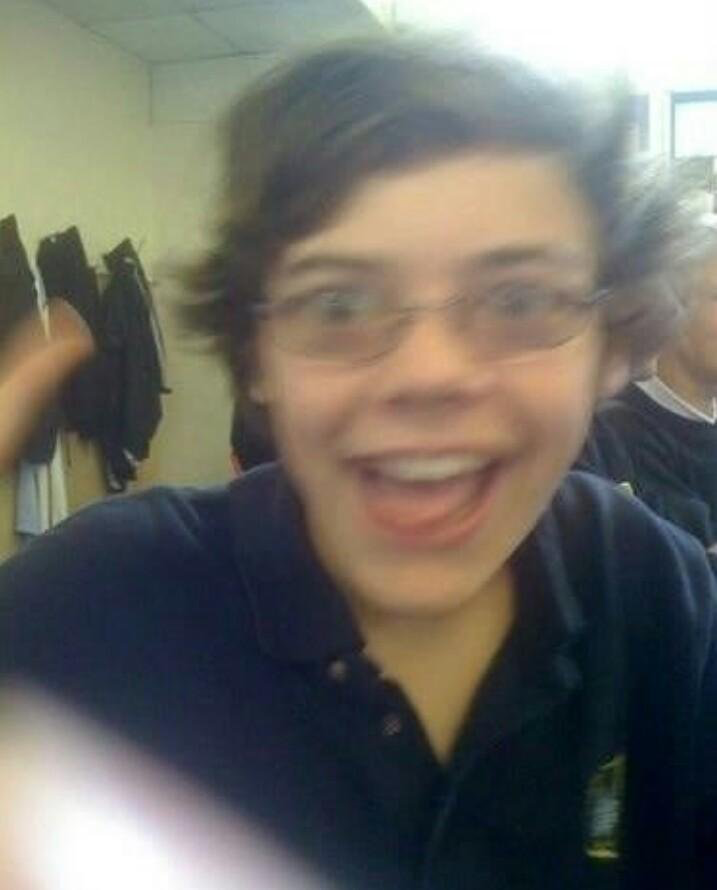 Woman_Star8's tweet photo. Están de acuerdo de que Harry fetus es lo más hermoso del planeta? 😍 #harryfetus #HarryStyles #HARRY https://t.co/rdHt8jP67u