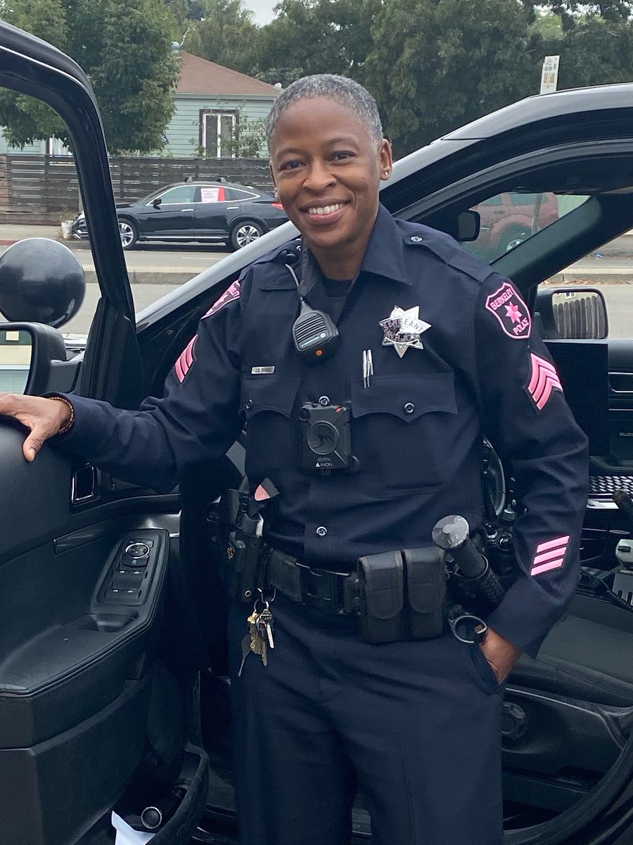 berkeleypolice's tweet photo. Berkeley PD is selling pink patches ($10 each) to help support those battling cancer. All proceeds will go to the @wcrcinberkeley. Email berkeleypolicepinkpatchproject@gmail.com for info 
#pinkpatchproject #BreastCancerAwarenessMonth  #cancersupport #bayarea #cancersucks https://t.co/zBtuU9SsmB