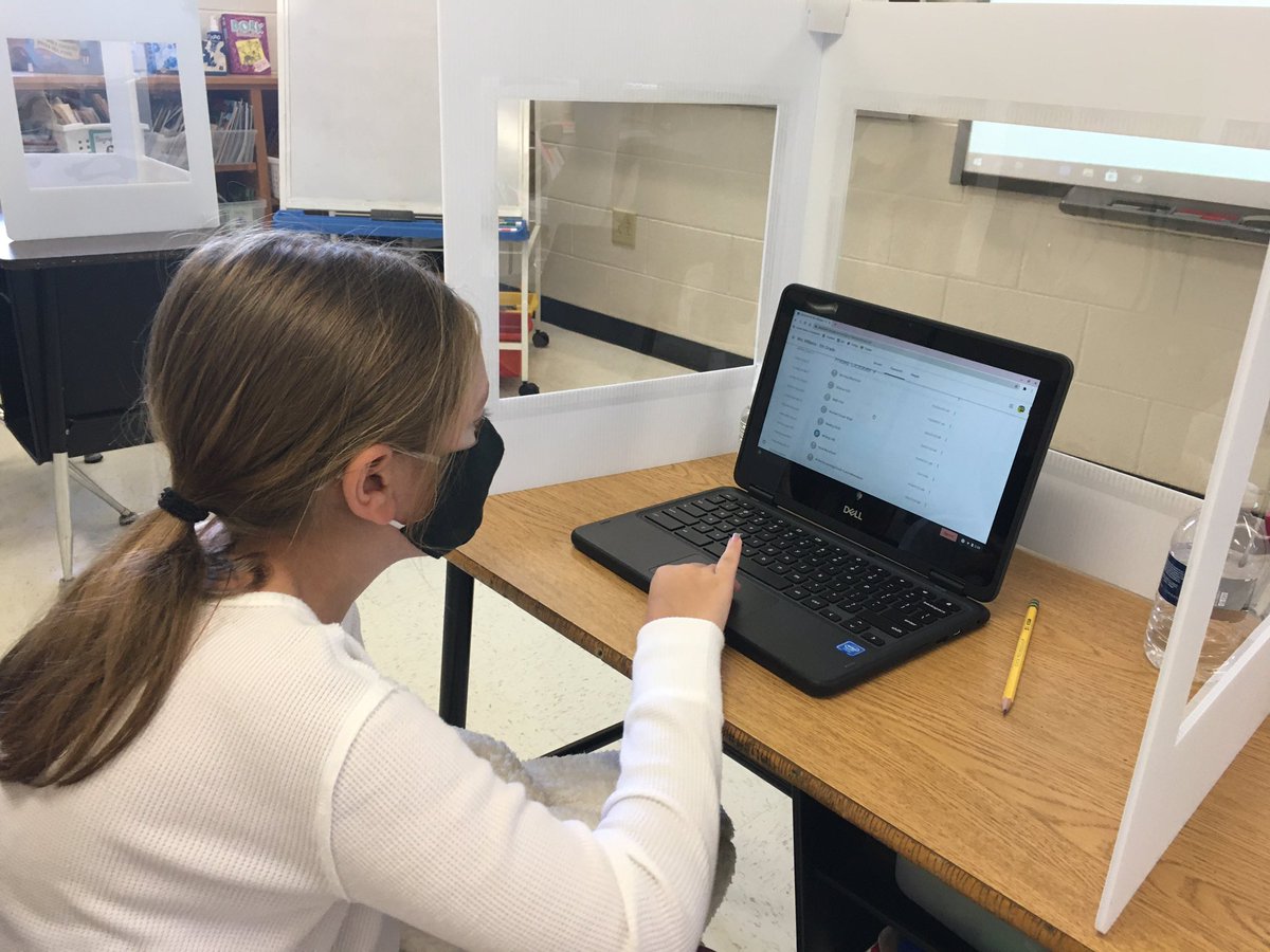 mt5thgrade's tweet image. We love our new ChromeBooks!  Thank you @BexleyEdFound