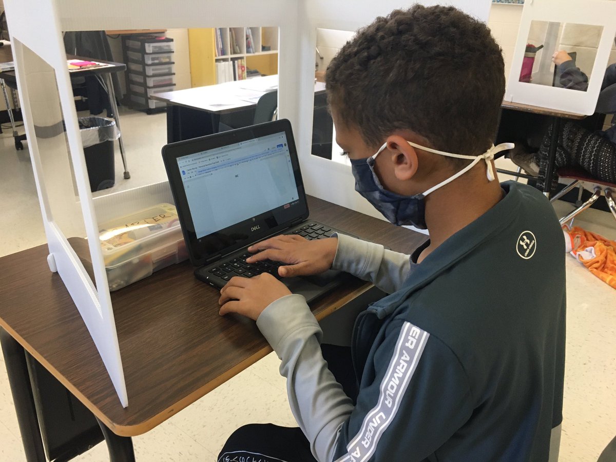 mt5thgrade's tweet image. We love our new ChromeBooks!  Thank you @BexleyEdFound