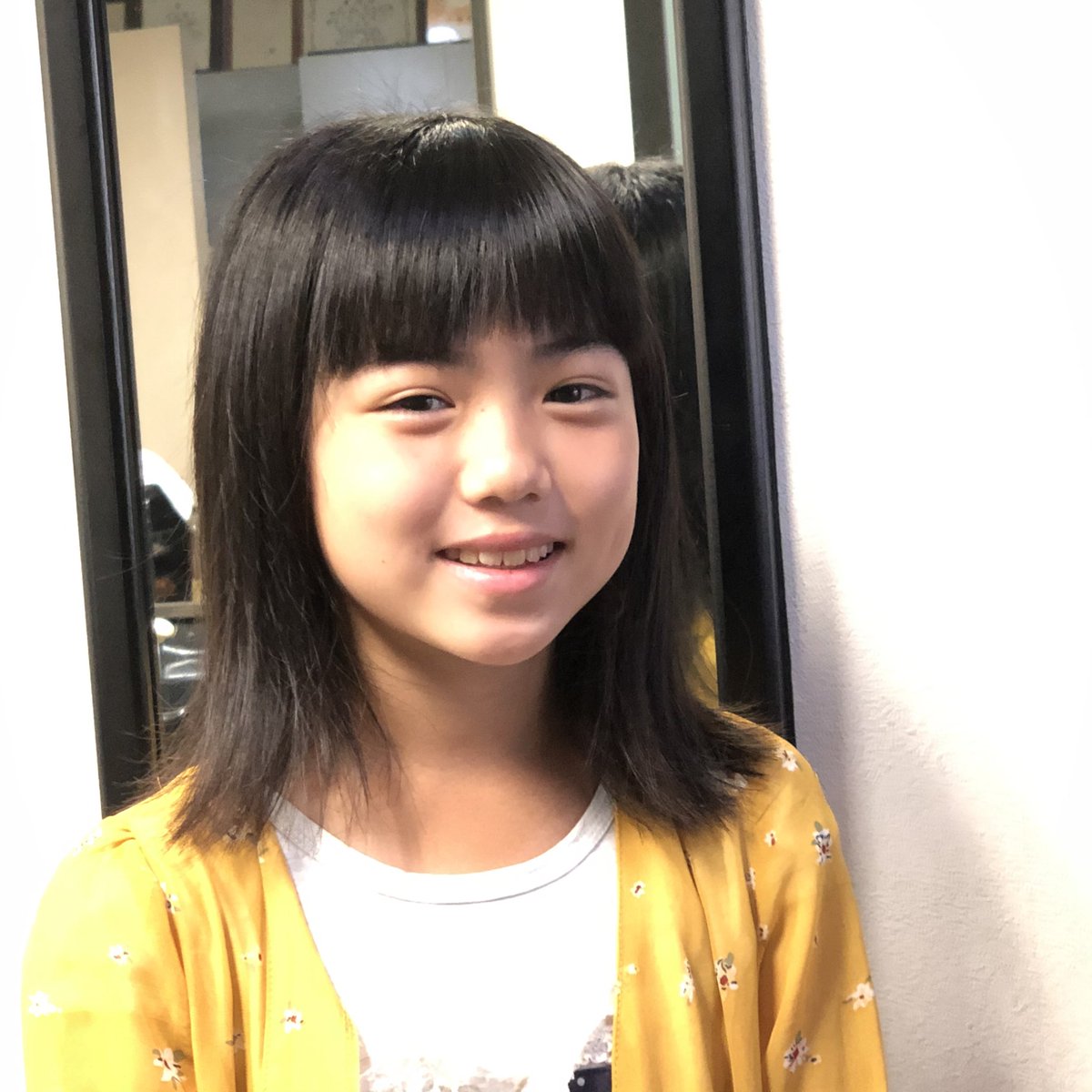 ট ইট র ヘアサロン アマサキ 小学4年生のkちゃん 今回のオーダーは 髪を伸ばしたいので毛量調整 可愛くなったね 平日キッズ割引 キッズカット 3060 60 一人で椅子に座れる小学生以下のお子様 中学生カット 3260 2260 土日祝は除く 東淀川 ট ইট র ヘアサロン アマサキ 小学4年生のkちゃん 今回のオーダーは 髪を伸ばしたいので毛量調整 可愛くなったね 平日キッズ割引 キッズカット 3060 60 一人で椅子に座れる小学生以下のお子様 中学生カット 3260 2260 土日祝は除く 東淀川